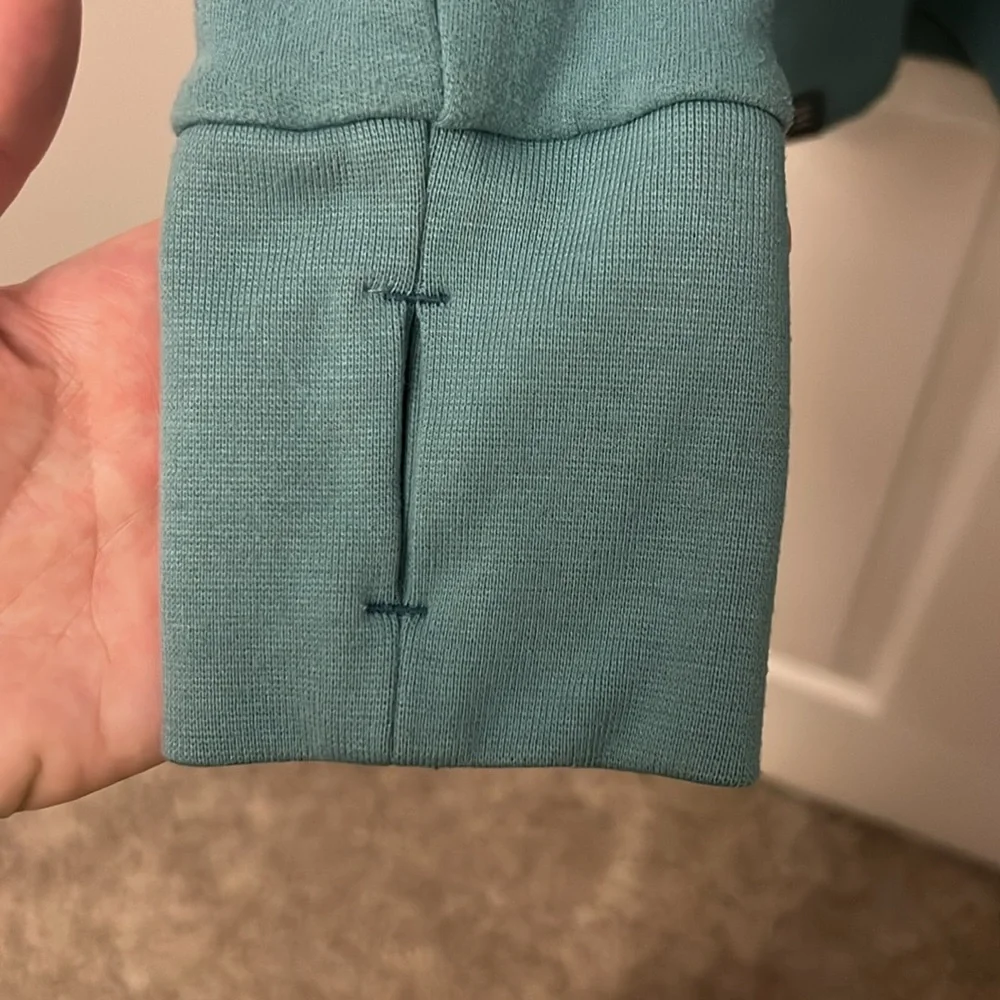 Free Fly Pullover - Picture 4 of 8